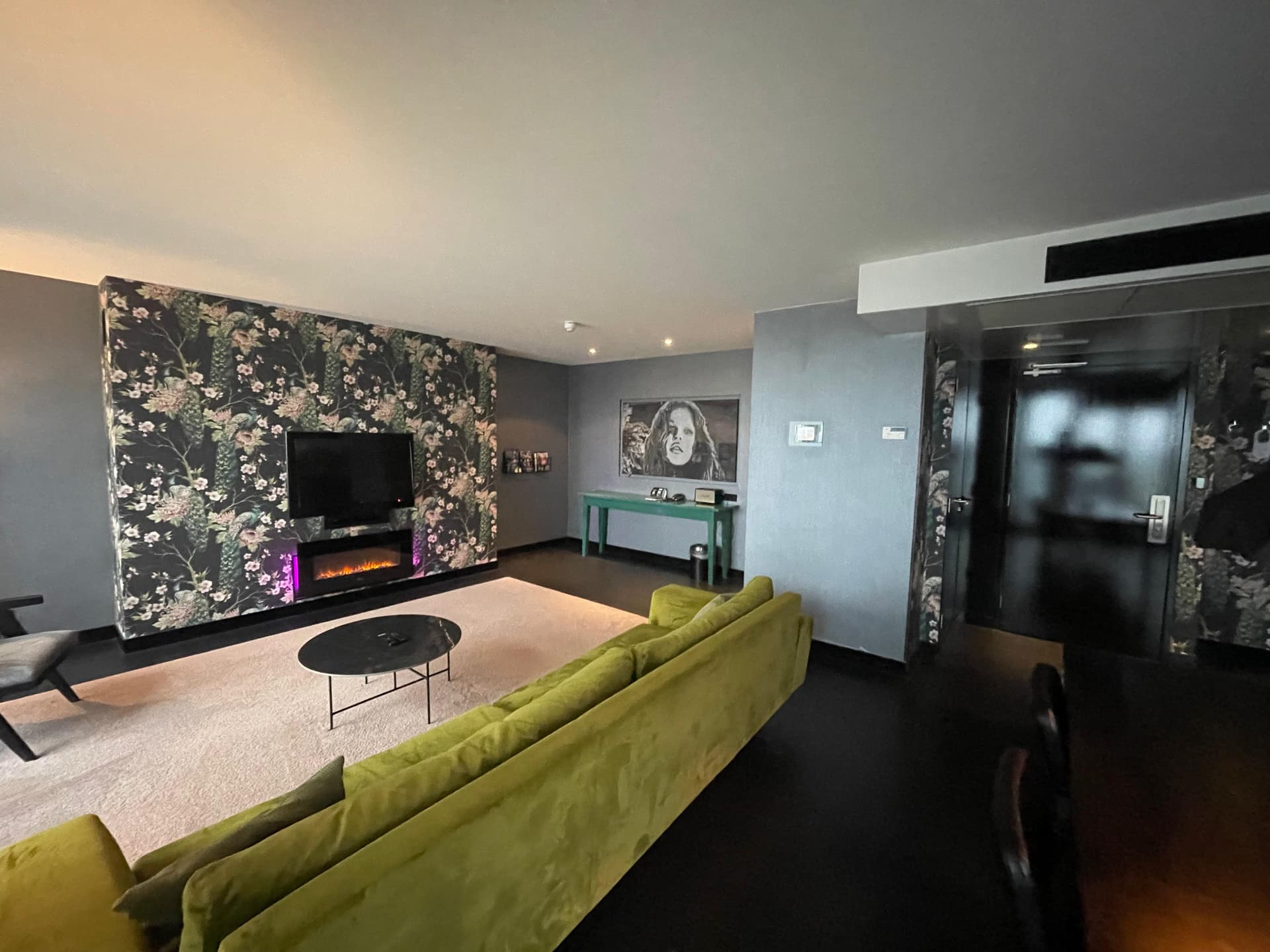 Hotelinterieur in Eindhoven na grootschalig schilderkundig onderhoud