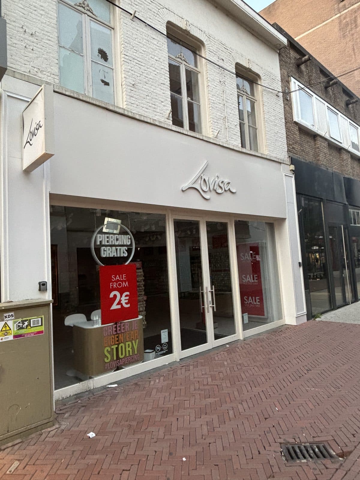Winkelpand in centrum Eindhoven na binnen en buitenschilderwerk
